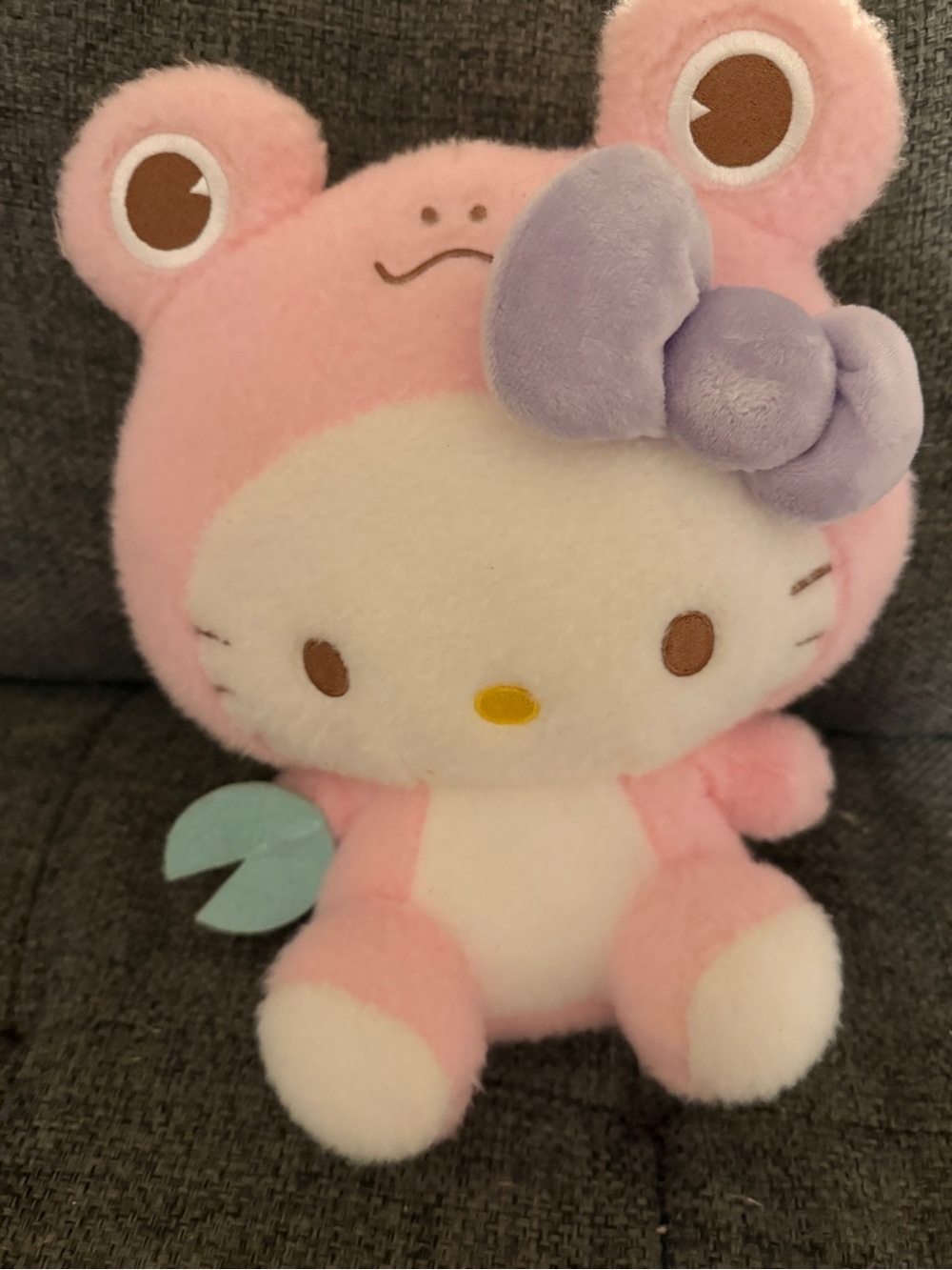Sanrio Hello Kitty Pink Frog Plush Toy with Purple Bow, nwt